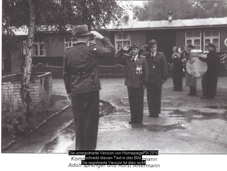 Kommandeur Schützenhauptmann Adolf Sprenge und Horst Alvermann